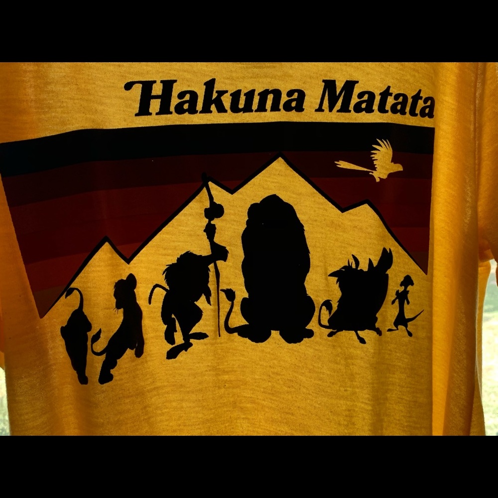 Yellow Lion King Hakuna Matata T-Shirt